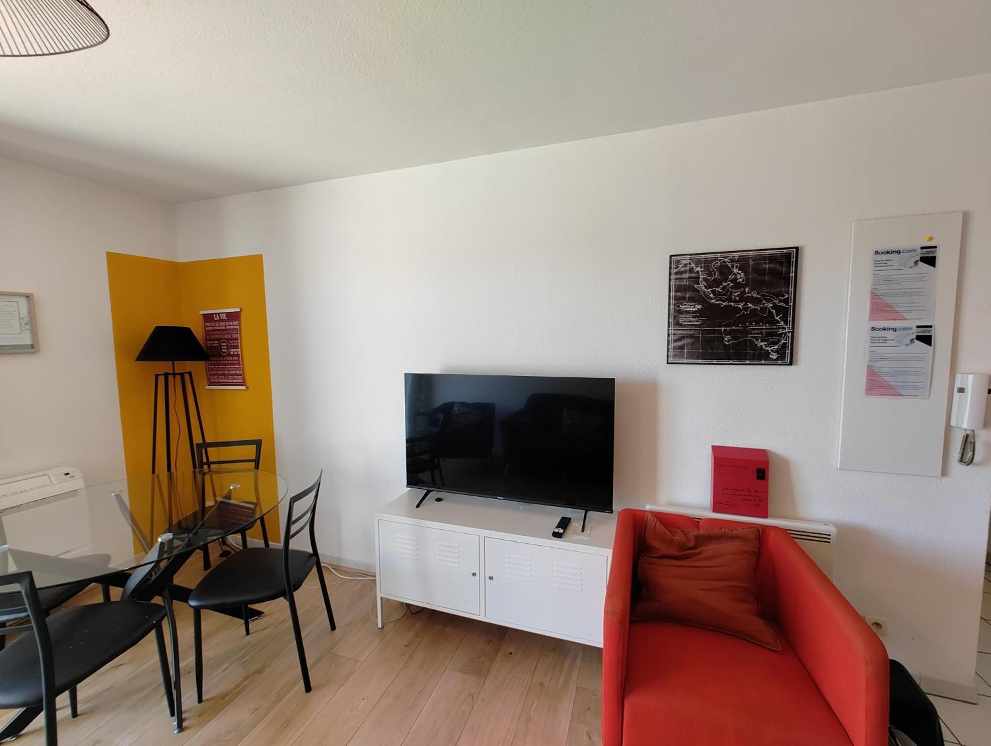 T3 Bonnefoy Apartment